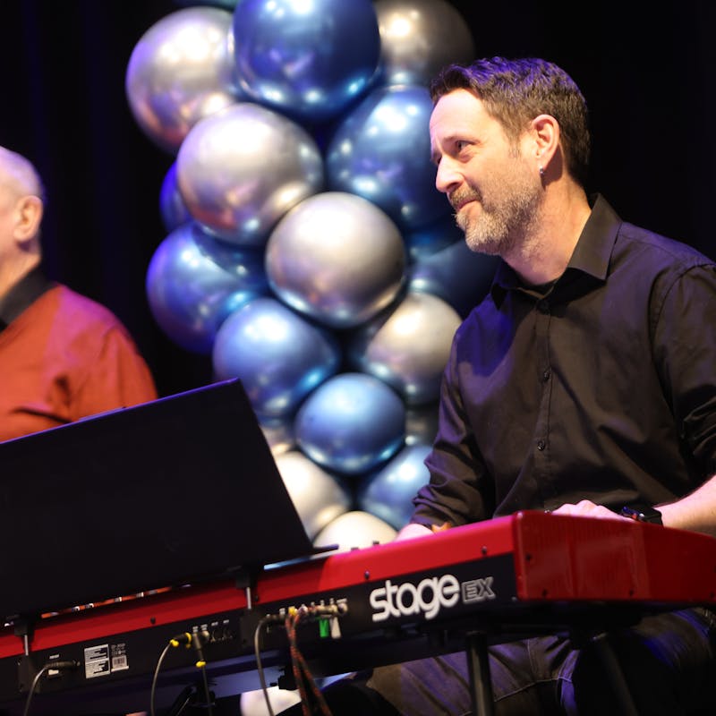 Gratis Lunsjkonsert - Lars Johannes med venner