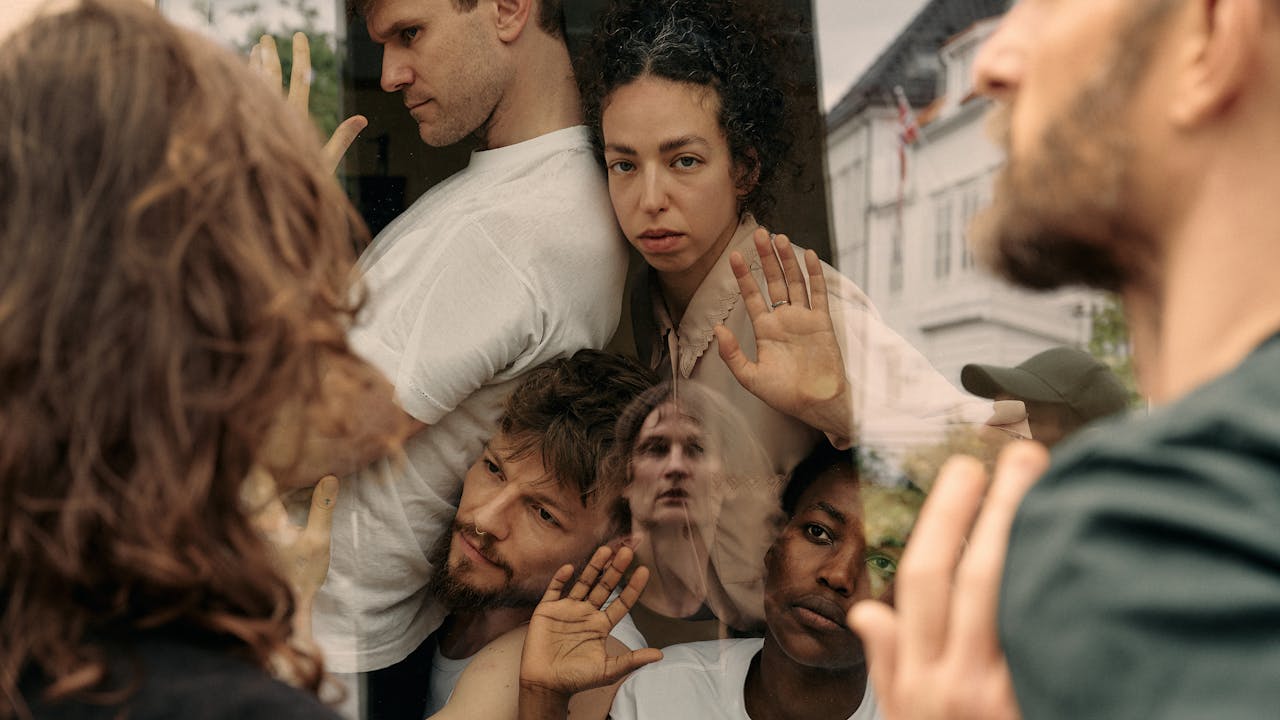 Plakat for Carte Blanche: Insight